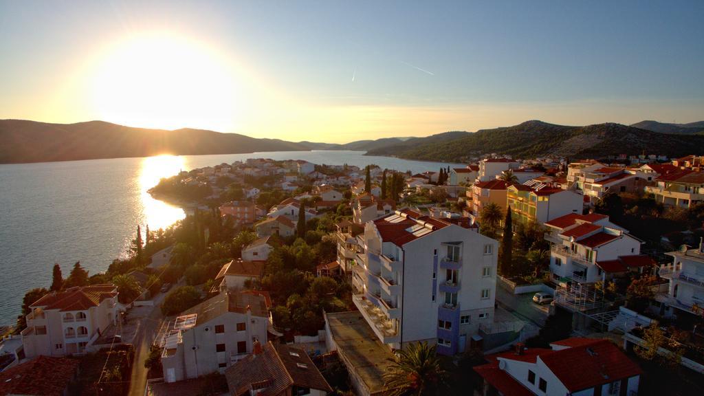 Hotel Viktorija Seget Vranjica Exterior foto